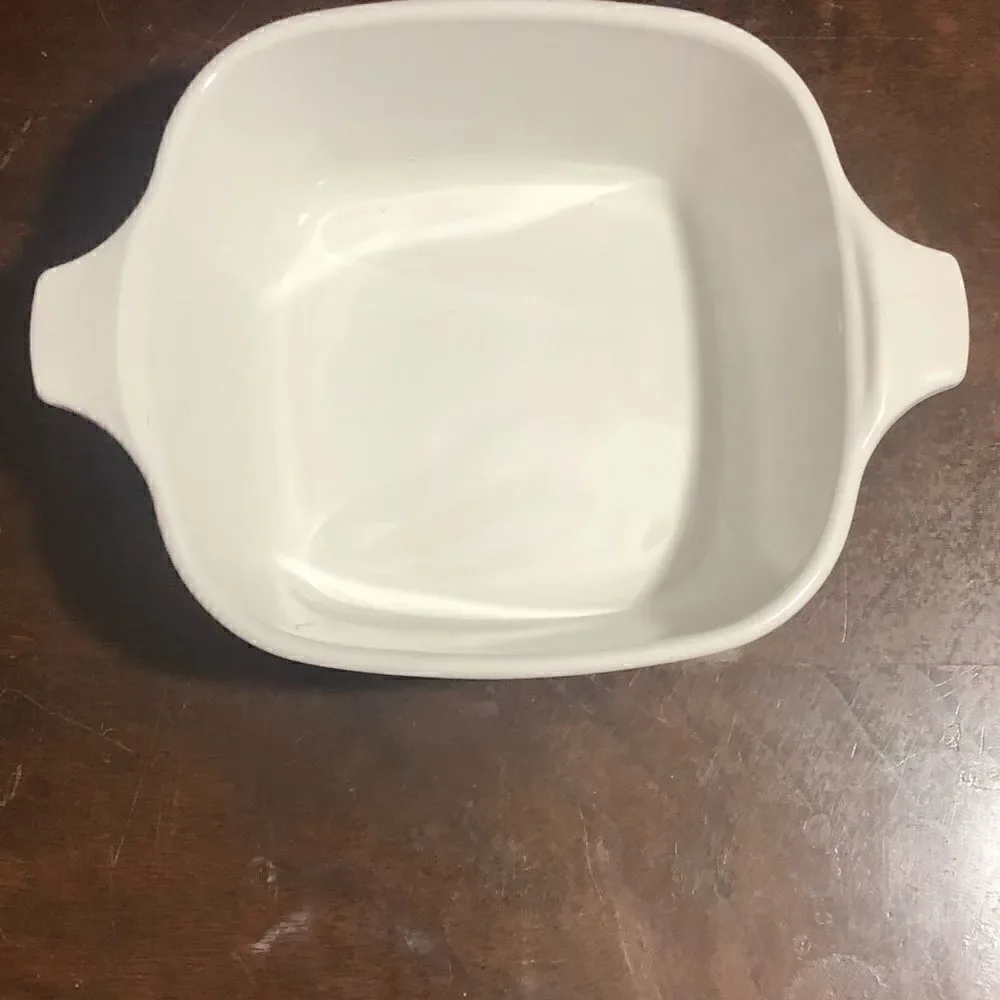 Corningware Blue Cornflower 2.75 cup dish. P-43-B. No lid. Vintage
